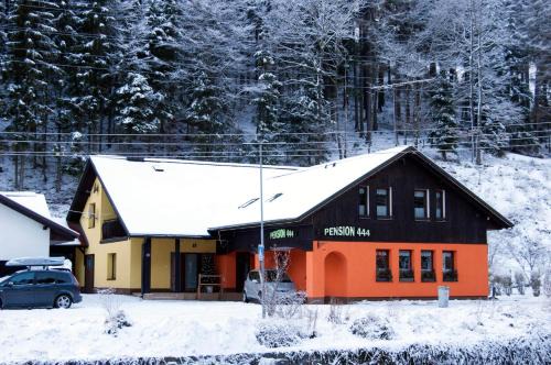 Vrchlabi House | Pension 444 - Ski Resort Herlikovice and Bubakov