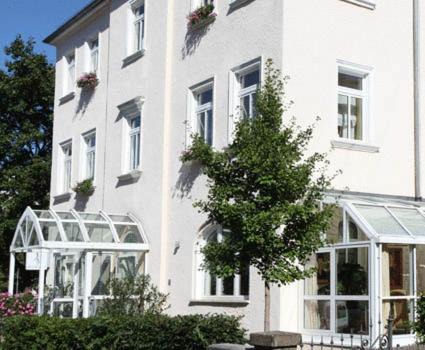 Gruna House | Pension am Großen Garten KG