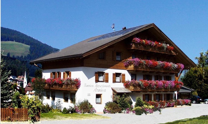Mareo Apartment | Pension Arnica B&B