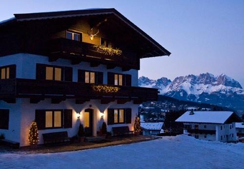 Kitzbuehel House | Pension Feiersinger