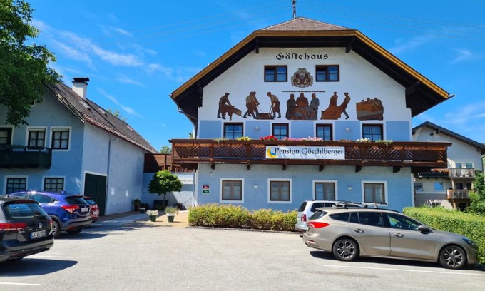 Mondsee House | Pension Göschlberger