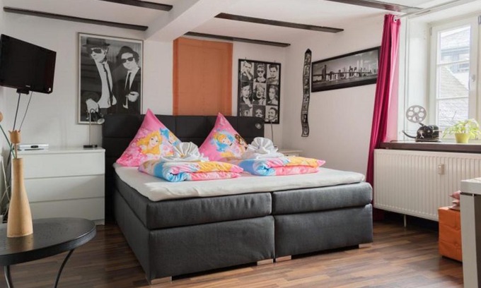 Marburg House | Pension Harmony