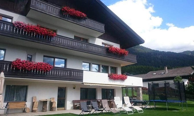 St. Valentin auf der Haide House | Pension Tirol