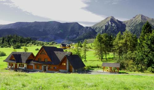 Zdiar House | Pension Vasko