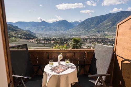 Schenna Hotel | Pension zum Burggräfler