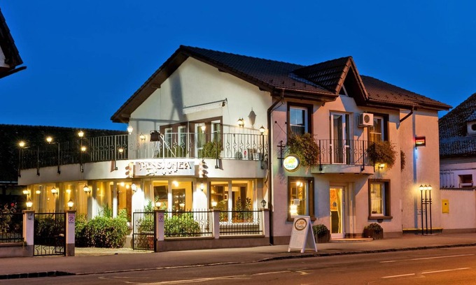 Brasov House | Pensiunea Luiza