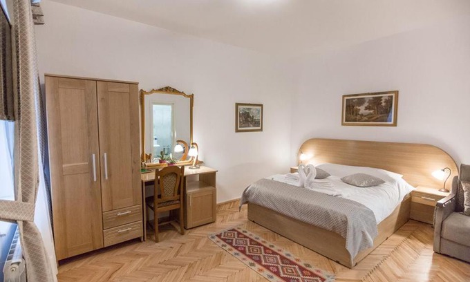 Miercurea-Ciuc House | Pensiunea San Gennaro