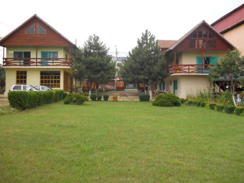 Doua Mai House | Pensiunea Sapte Pini