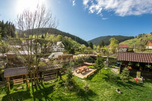 Moeciu de Sus House | Pensiunea Tara