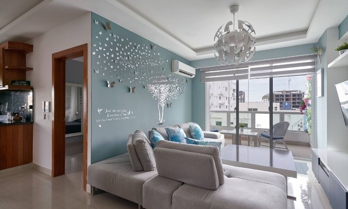 Evaristo Morales Apartment | Pent House Plas Additional Apartment 19 People, Great Location