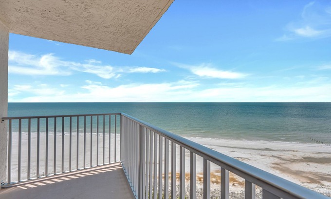 South Island Condo | PENTHOUSE 6A! Estero Beach And Tennis Club! Direct Gulf View!