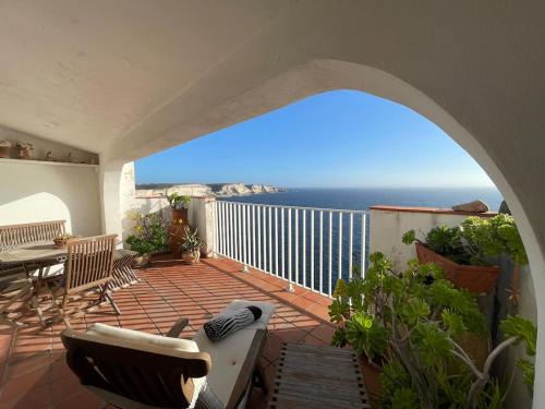 Bonifacio Apartment | Penthouse Amazing View