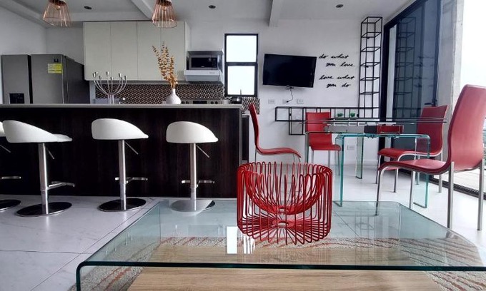 Santa Ana Apartment | Penthouse con terraza y hermosa vista. Jacuzzi privado.