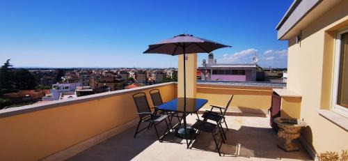 Rome Apartment | Penthouse loft with view