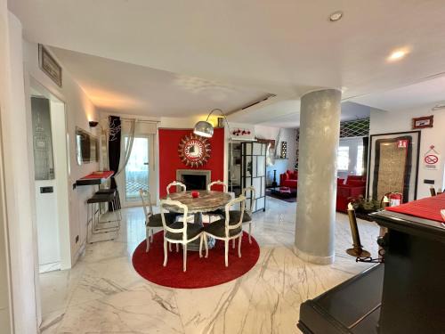 Ripa Apartment | Penthouse Luxe - Rome