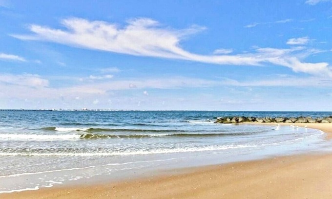 Willoughby Spit Condo | Penthouse on private beach very quit and peaceful near the pier newly remodeled.