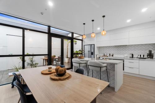 Cambridge House | Penthouse Prestige - Cambridge Holiday Apartment