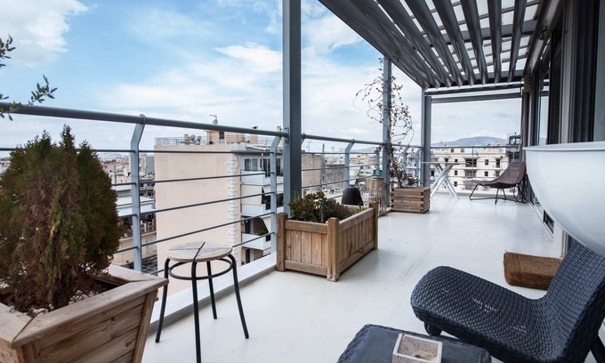 Gazi Apartment | Penthouse w 360 View of Athens and Gym