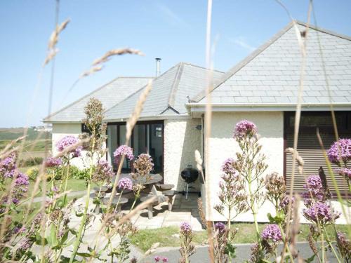 Crantock House | Pentreath