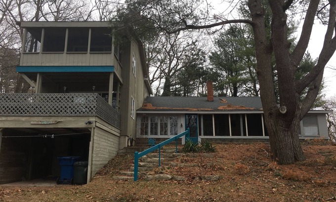 Pentwater House | Pentwater Village cottage near Charles Mears State Park beach and Village.
