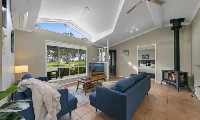 Pokolbin Cottage | Peppertree Cottage at the Grange