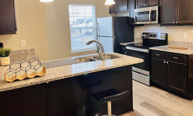 La Vergne Condo | Perfect 2b/2b 20min from Downtown Nashville!