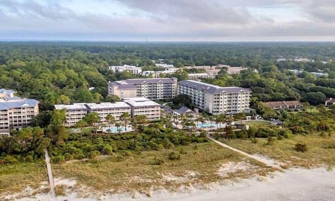 Hilton Head Island Resort | Perfect Family Friendly Beach Stay-Ocean Oak Resort by Hilton-2 Bd. Oceanfront