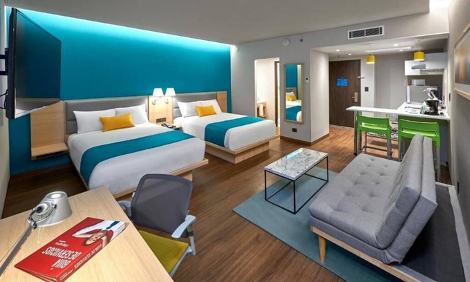 Benito Juarez Apartment | Perfect for Groups: 2-Room Stay Near Airport + Pool, Free Shuttle & Breakfast