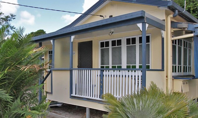 Amity Point House | Perfect for retired folk, Fisherman & Small families