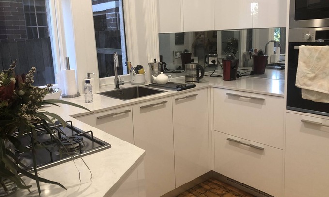 Neutral Bay Apartment | Perfect for Sydney visit. Stylish apartment, 6 minutes from ferry