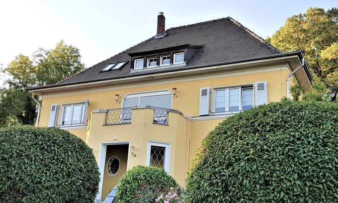 Schkeuditz Apartment | Perfect for trade fair visitors as well as for those curious about Leipzig