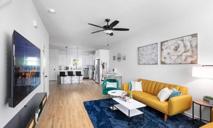 Ponderosa - Wingate House | Perfect Getaway Prime Location w/Game Room & HotTub