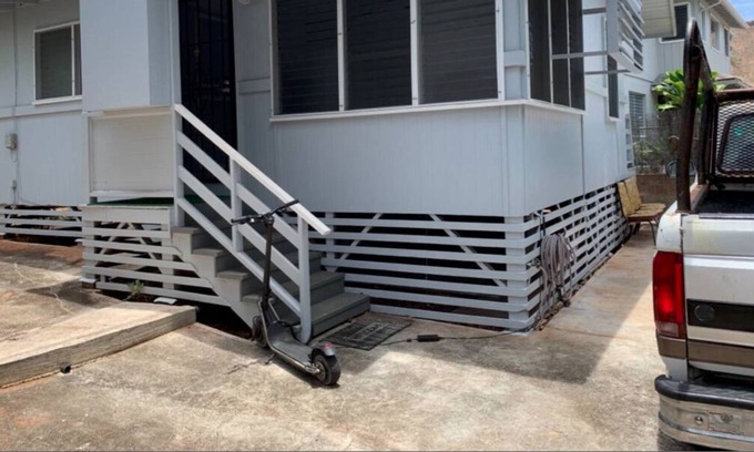 Diamond Head - Kapahulu - St. Louis Cottage | Perfect Honolulu location Clean comfortable room