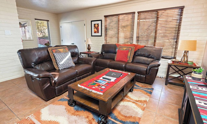 Northeast Santa Fe Hotel | Perfect Location For A Santa Fe Getaway, Blocks To The Plaza
