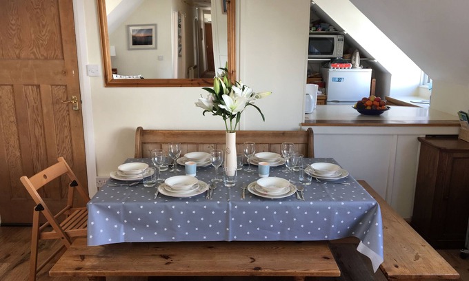 Trebetherick House | Perfect location for family holiday, within easy walk of Polzeath and Daymer.