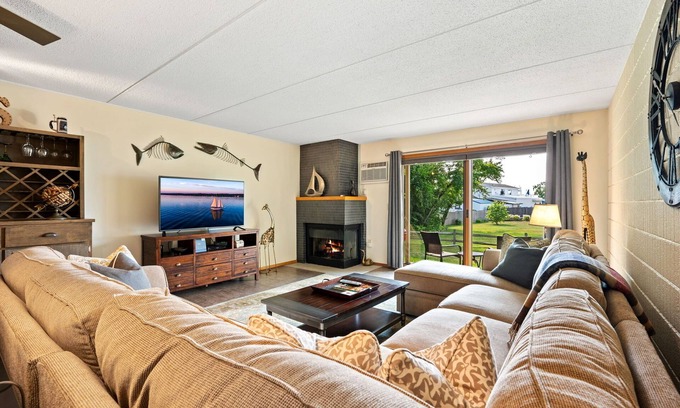 Sister Bay Condo | Perfect location! Steps from marina and downtown area!
