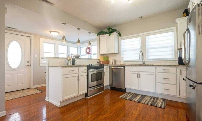 Near Northside House | Perfect Location To Explore Indy