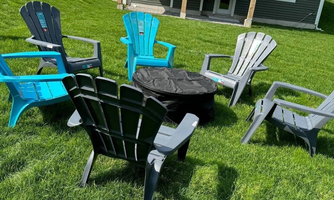 Bracebridge House | Perfect Muskoka Getaway near Santa Village! 10 min drive to waterfall and beach