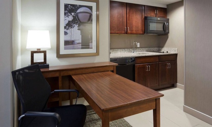 Kutzky Park Hotel | Perfect Place to Unwind! Pool Access, Pets Allowed!