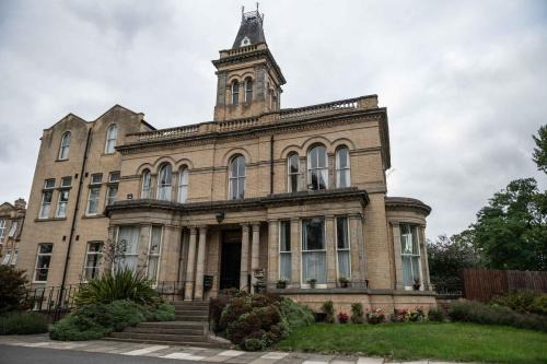 Hull Apartment | Perfect Spacious Contractor Stay