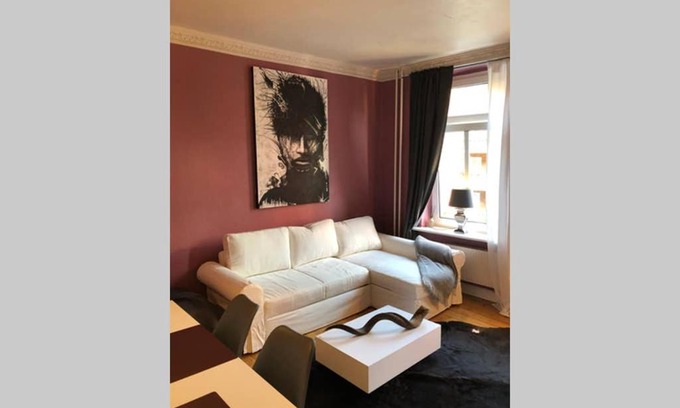 Mitte Apartment | Perfekter Altbaucharme in zentraler Lage !