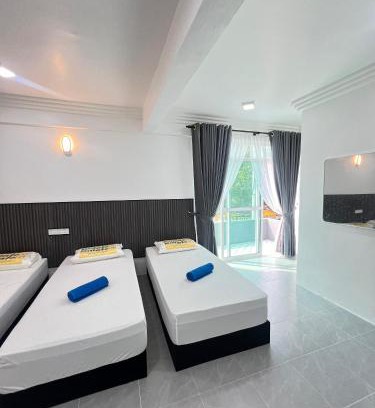 Kampung Pasir Hantu Hotel | Perhentian Village Guest House