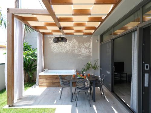 Adelianos Kampos Villa | Perla al Mare