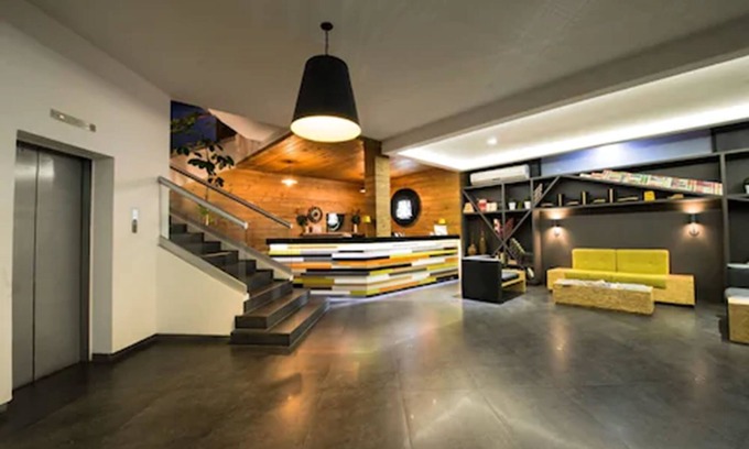 Downtown Guadalajara Hotel | Perla Central Hotel