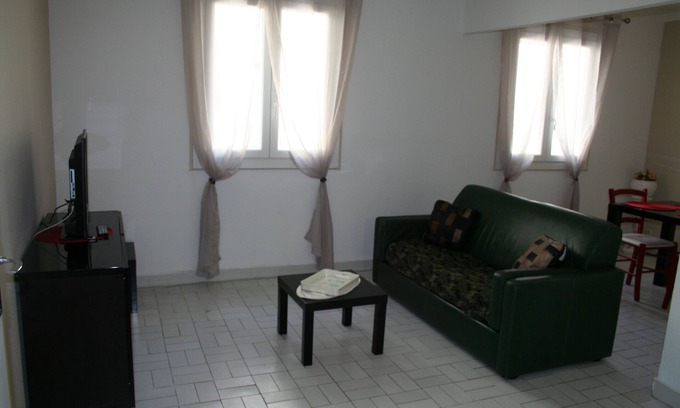 Saint-Martin Apartment | PERPIGNAN apartment F2 (53 m2) fully equipped near the station and the center
