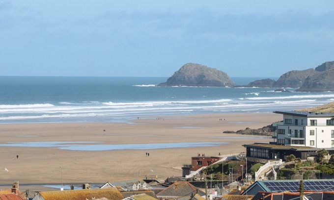 Perranporth House | Perran Pearl A