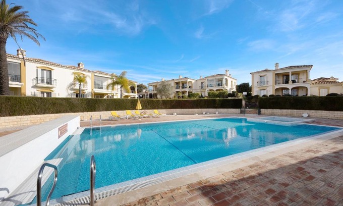 Estombar Apartment | Pestana Golf Resort - T1 150b
