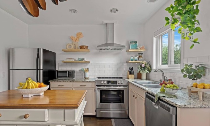 Beaverton House | Pet and Kid Friendly, Hot Tub, Steps to Downtown