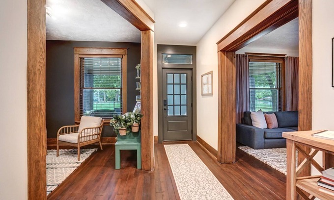 New Haven House | Pet/Family Friendly Home w/Master Loft