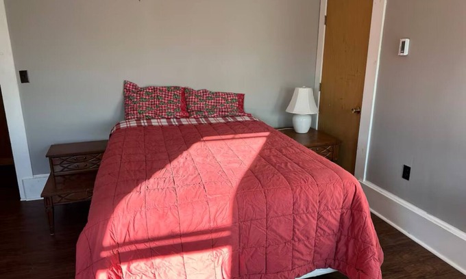 Bethel House | Pet friendly 2-bedroom house near downtown Bethel